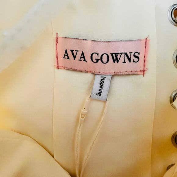 Ava Gowns Pearl Mini Dress Ivory Tulle Lace Up Back Coquette Bridal Size 16 New - Picture 12 of 16